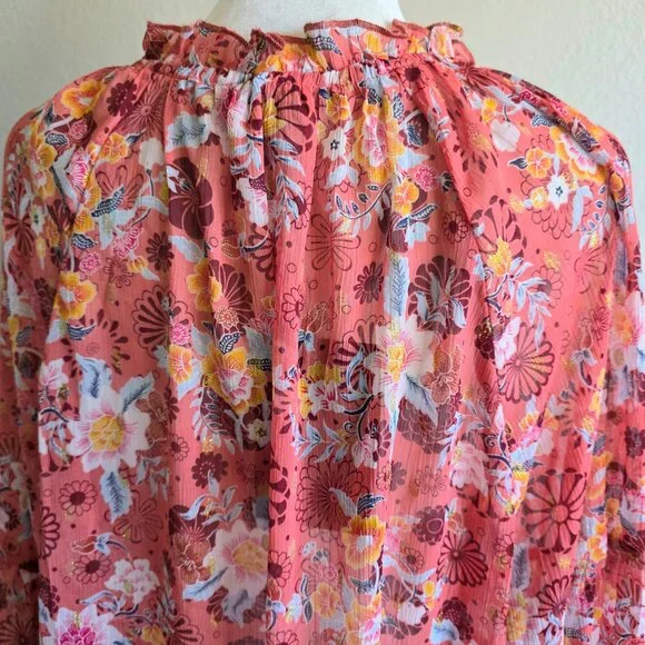 NEW Women Plus 2X Chiffon Pink Floral Relax Fit Blouse Gold Sparkle A Love Story - Picture 7 of 11